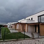 Meet & Golf Apartman Királymajor