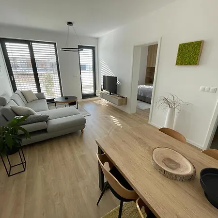 Meet & Golf 公寓 *